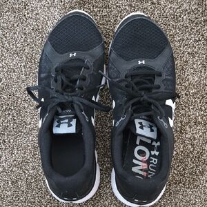 Mens Under Armour Black Athletic Sneakers Size 12